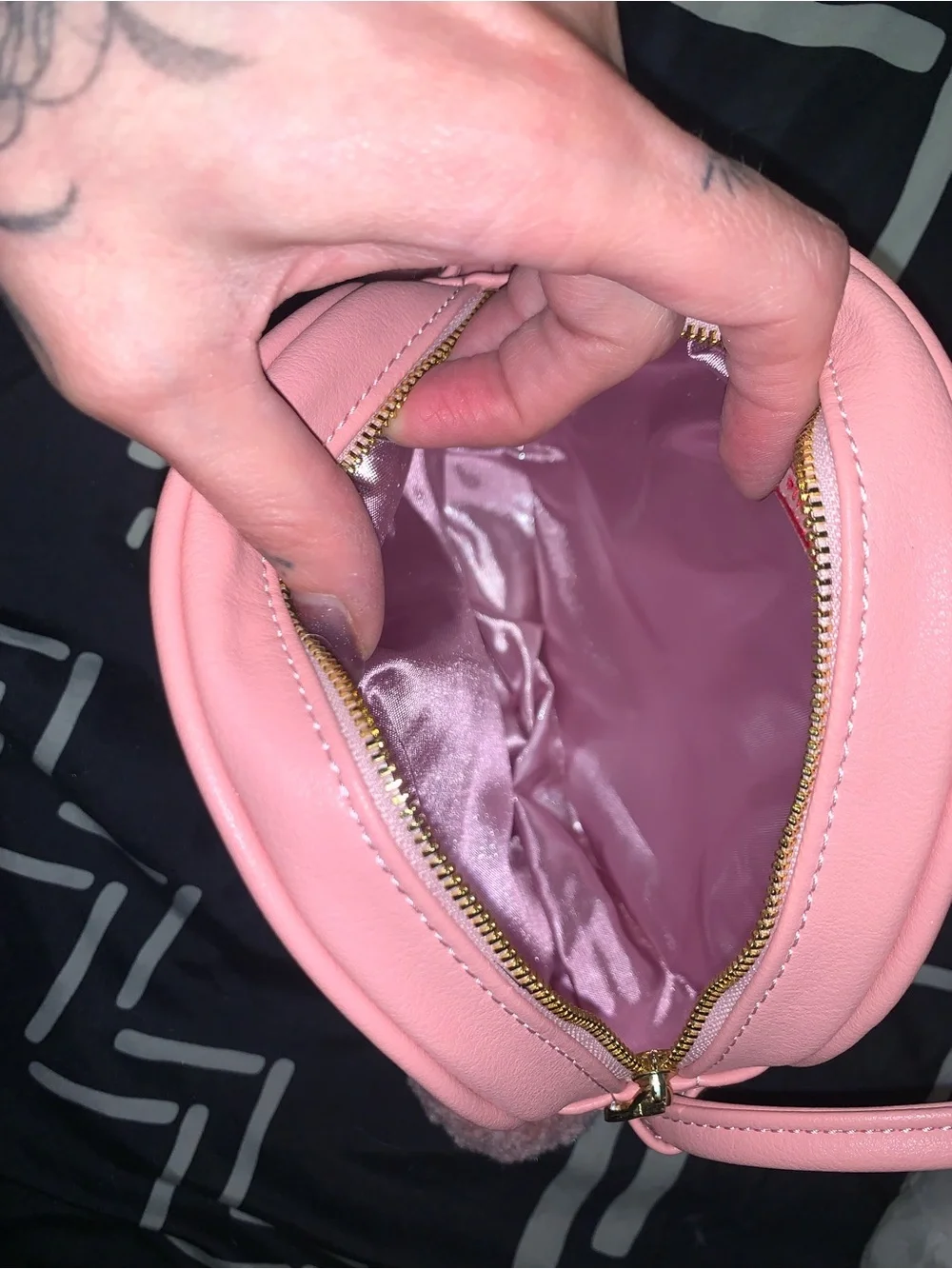 Never Worn Ban.do Leather Circle Pom Pom Crossbody Bag